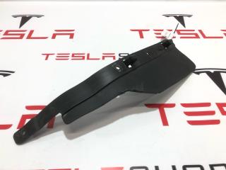 брызговик Rivian R1T 1 поколение 2022, AY00000643, PT00000388J