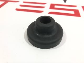 Подушка крепления радиатора Rivian R1T 1 поколение 2022, APR04, APR14