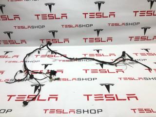 Электропроводка бампера Rivian R1T 1 поколение 2022, C200000570-G, PT00047075