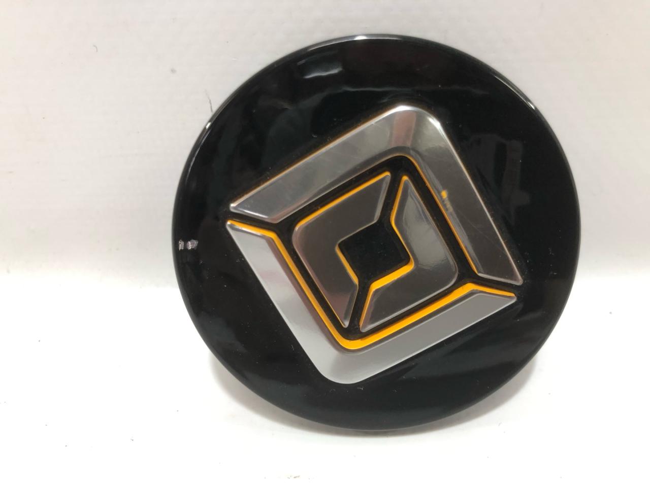 колпачок литого диска Rivian R1T 1 поколение 2022, PT00000738, PT00001895-E-002, PT00001895-E-001 - фото №1