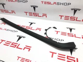 Накладка капота Rivian R1T 1 поколение 2022, PT00015808D