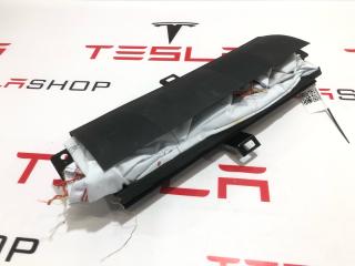 подушка безопасности коленная Rivian R1T 1 поколение 2022, PT00000829-H