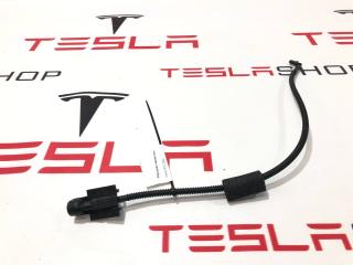 форсунка омывателя лобового стекла Rivian R1T 1 поколение 2022