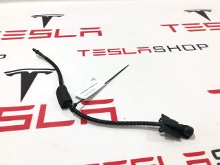 форсунка омывателя лобового стекла Rivian R1T 1 поколение 2022