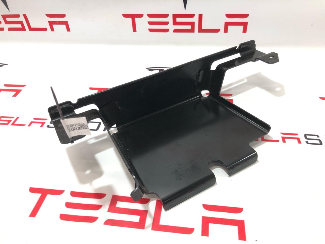 Защита высоковольтной батареи Rivian R1T 1 поколение 2022, PT00057222-H, PT00050298-N, PT00047509 - фото №1