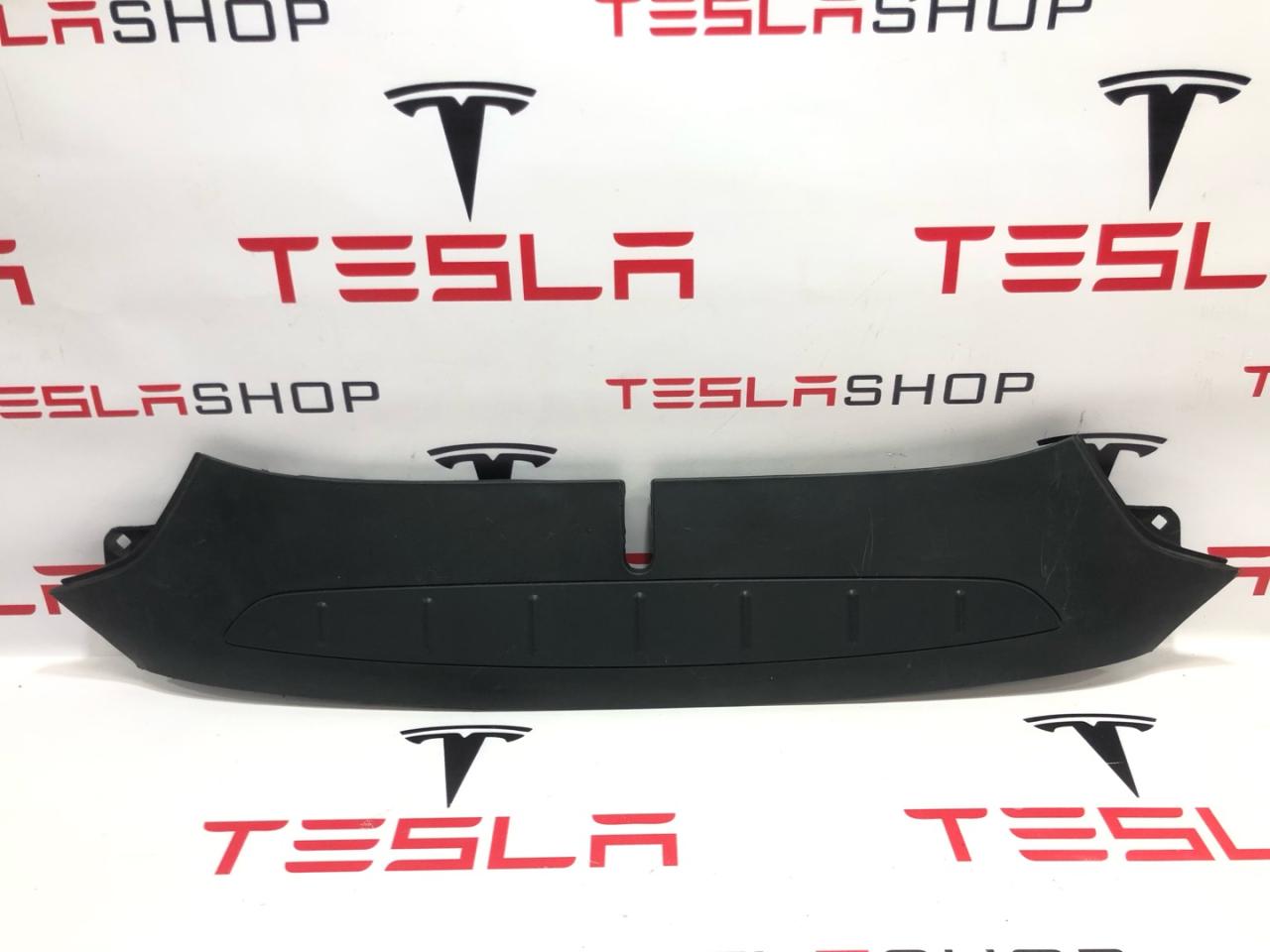Подкапотный пластик бокса Tesla Model X 1 поколение 2019, электро, 1036234-00-F, 1036235-00-E - фото №1