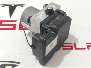 блок ABS Tesla Model 3 1 поколение 2019, 1044745-00-A