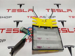 Механизм регулировки поясничного упора (передние сиденья) Tesla Model 3 1 поколение 2019, электро, 1118494-00-B, 1107078-00-A