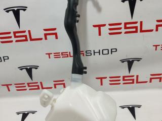 бачок омывателя Tesla Model X 1 поколение 2016, 1056761-00-B, 1056768-00-B, 1056767-00-B