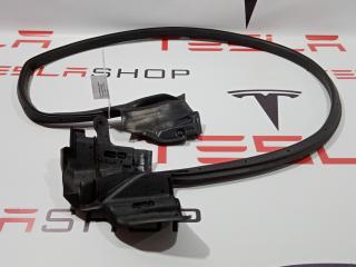 уплотнитель двери Tesla Model S 1 поколение 2014, 6009593-00-D