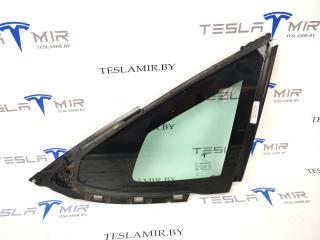 стекло кузовное боковое правое Tesla Model S 1 поколение [рестайлинг] 2018, 1051821-00