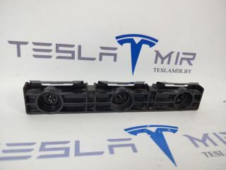 Кронштейн порога Tesla Model S 1 поколение [рестайлинг] 2017, 1003691-00