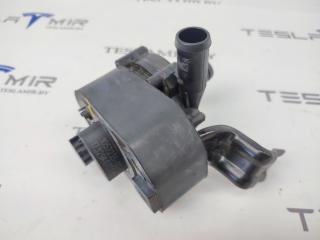 Насос охлаждающей жидкости Tesla Model S 1 поколение [рестайлинг] 2017, 1057235-00