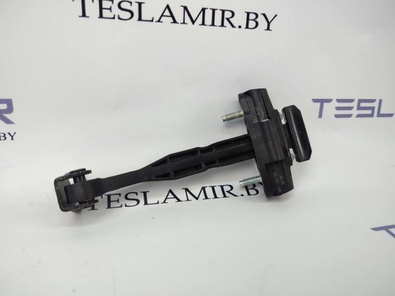 ограничитель открывания двери задней Tesla Model Y 1 поколение 2021, 1500684-00 - фото №1