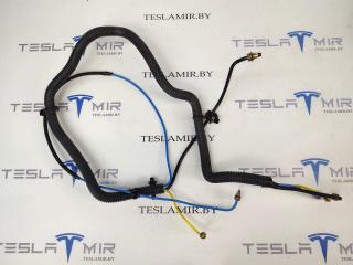 Трубопровод соединительный передних пневмостоек (3 линии) Tesla Model S 1 поколение [рестайлинг] 2017, 1061811-00