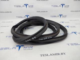уплотнитель Tesla Model S 1 поколение [рестайлинг] 2017, 6009582-00
