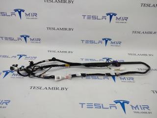 Электропроводка камеры и GPS модуля Tesla Model 3 1 поколение 2020, 1068787-00