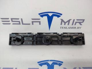 Кронштейн порога Tesla Model S 1 поколение [рестайлинг] 2017, 1003691-00
