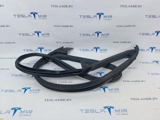уплотнитель двери Tesla Model 3 1 поколение 2022, 1090500-00
