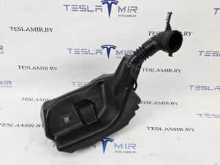 бачок омывателя Tesla Model 3 1 поколение 2022, 1096062-00, 1090850-00