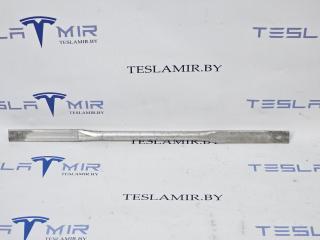 Трубка усиления телевизора/радиаторов алюминиевая (ус) Tesla Model S 1 поколение [рестайлинг] 2017, 1038910-00