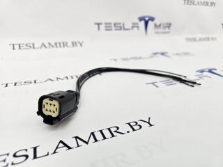 Разъем (фишка) проводки ПТФ Tesla Model S 1 поколение [рестайлинг] 2017, 1004420-04, 2004420-00