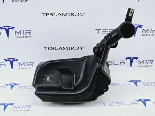 бачок омывателя Tesla Model 3 1 поколение 2023, 1096062-00, 1090850-00