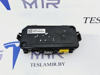 блок управления сиденьем Tesla Model 3 1 поколение 2023, 1100036-00, 1098515-70