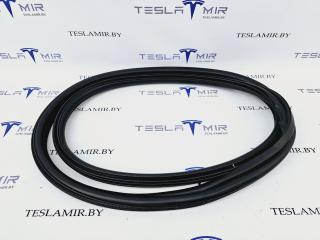 уплотнитель Tesla Model 3 1 поколение 2022, 1091069-00