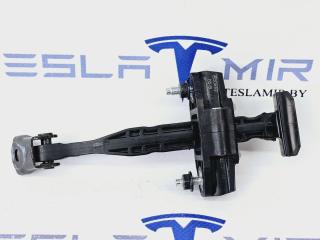 ограничитель открывания двери Tesla Model Y 1 поколение 2021, 1500682-00
