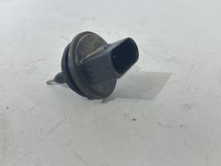 датчик уровня омывающей жидкости Volkswagen Tiguan 2 поколение 2018, 2.0 л., FSI, бензин, АКПП, белый, внедорожник 5 дв., 7M0919376