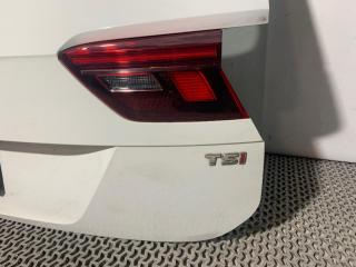 фонарь крышки багажника правый Volkswagen Tiguan 2 поколение 2018, 2.0 л., FSI, бензин, АКПП, белый, внедорожник 5 дв., 5NN945094