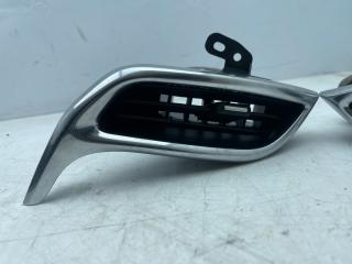 дефлектор обдува салона Chevrolet Equinox 3 поколение 2019, 2.0 л., бензин, АКПП, черный, внедорожник 5 дв., передний привод, 84211438, 84211437