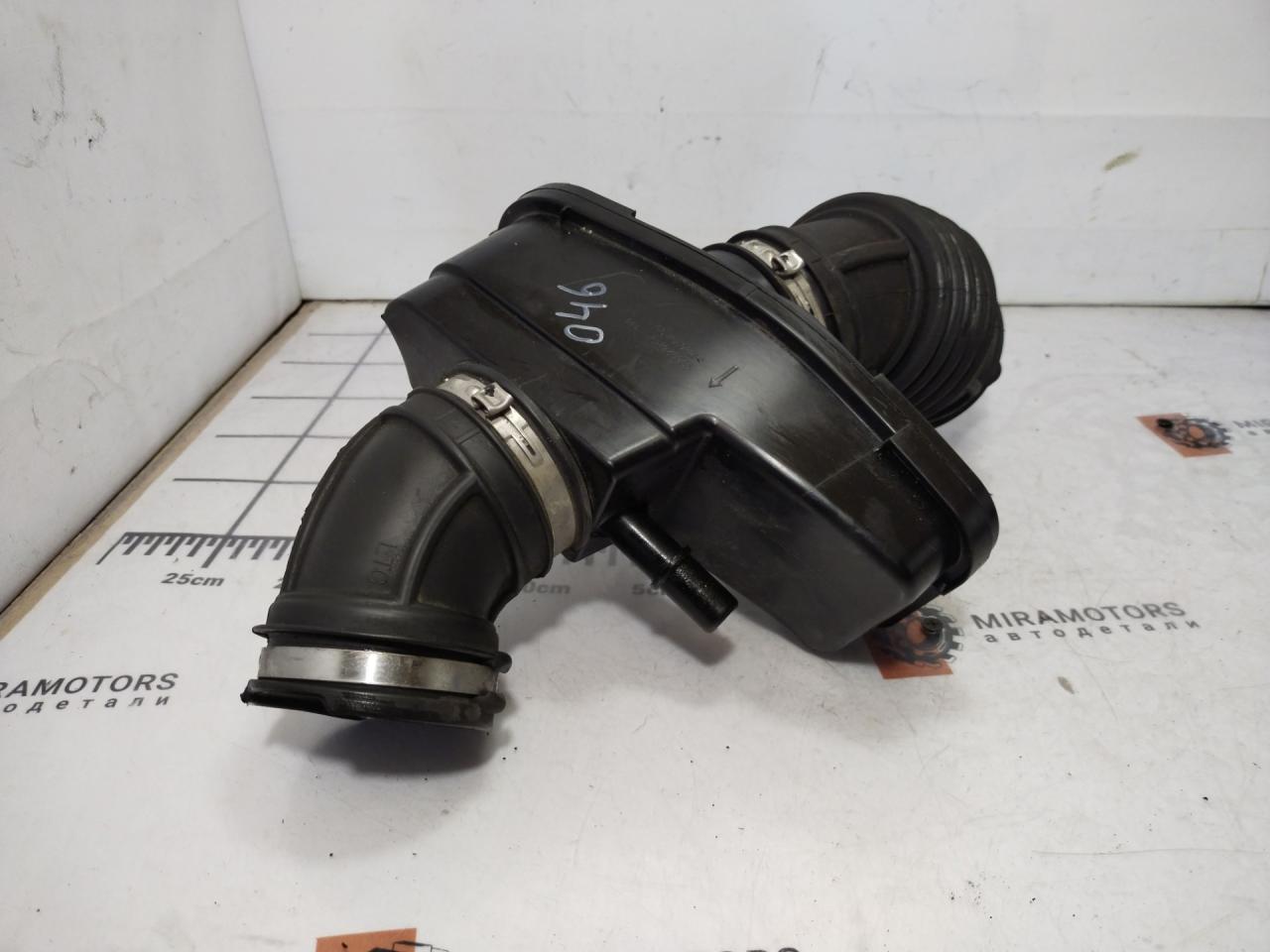 патрубок воздушного фильтра Chevrolet Equinox 3 поколение 2018, 2.0 л., бензин, АКПП, синий, внедорожник 5 дв., передний привод, 106028PS - фото №1