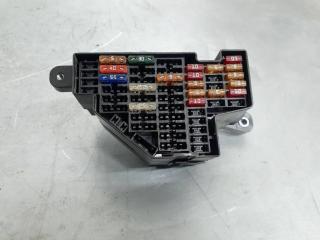 блок предохранителей Volkswagen Polo 4 поколение [рестайлинг] 2008, 1.4 л., бензин, 2060101543