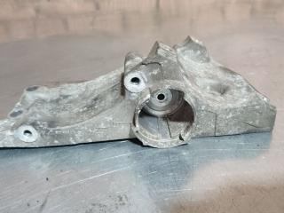 кронштейн генератора Skoda Fabia 1 поколение (6Y) (1999 - 2004), 1.4 л., бензин, 036145169G