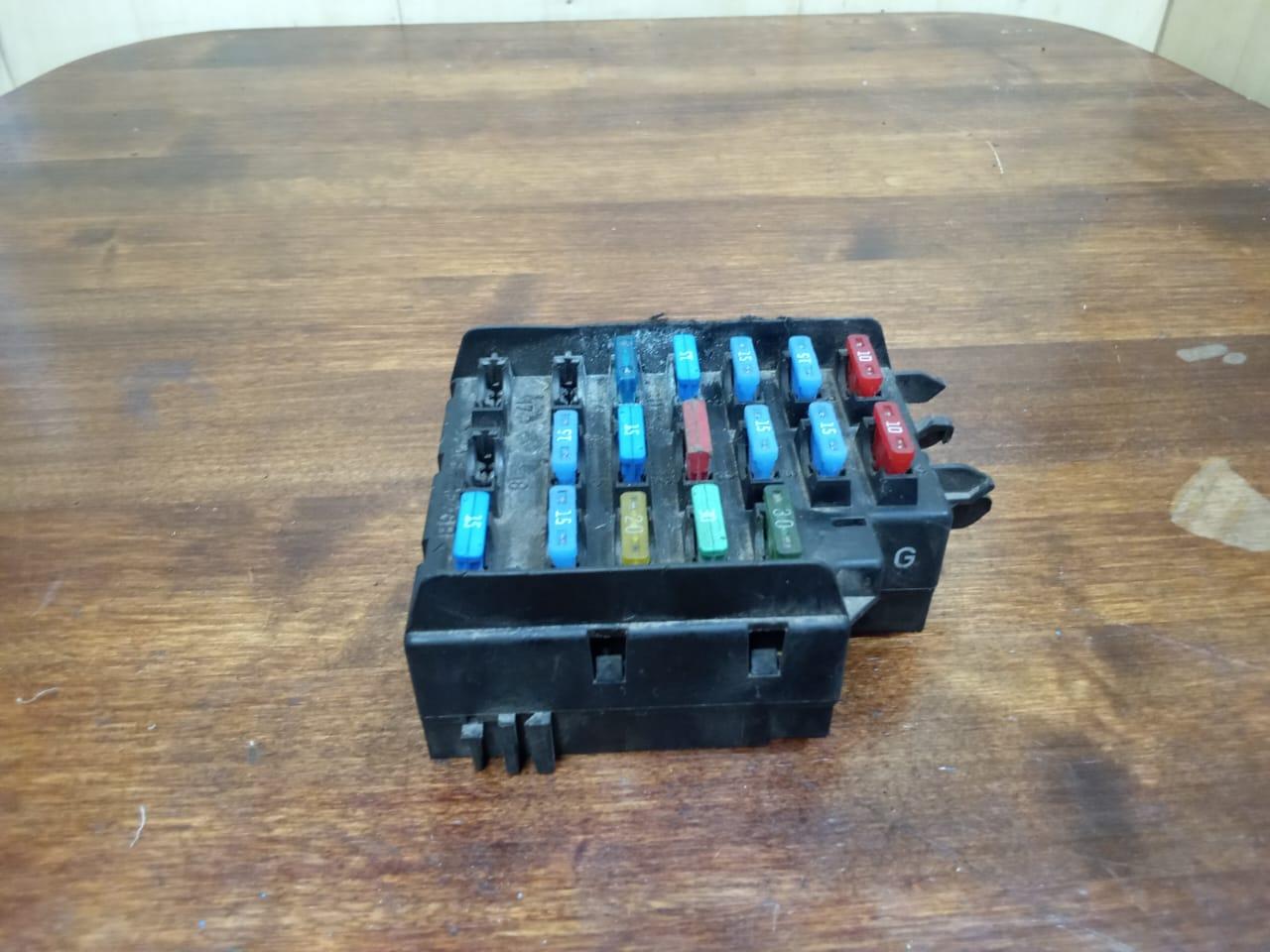 блок предохранителей Mercedes-Benz C-Класс W202/S202 (1993 - 1997) - фото №1