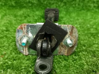 ограничитель открывания двери SsangYong Actyon 2 NEW 2 поколение SUV 2011, 2.0 л., D20DTF, дизель, АКПП, sai-silent silver, внедорожник 5 дв., полный привод, правый руль, 7125034001