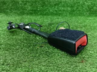 замок ремня безопасности Opel Astra J [рестайлинг] 2013, 1.4 л., A 14 NEL, бензин, МКПП, купе, передний привод, правый руль, 13367899