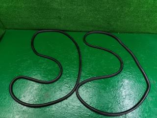 уплотнитель двери Opel Astra J [рестайлинг] 2013, 1.4 л., A 14 NEL, бензин, МКПП, купе, передний привод, правый руль, 13259933