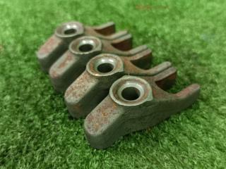 крепление форсунки Kia Sportage 3 поколение [рестайлинг] 2014, 2.0 л., CRDi, D4HA, дизель, МКПП, aa3-sirius sliver, внедорожник 5 дв., полный привод, правый руль, 338142F000