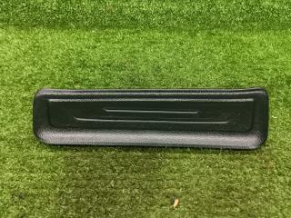 накладка на порог внутренняя Kia Sportage 3 поколение 2013, 2.0 л., D4HA, дизель, МКПП, 1k-black pearl, внедорожник 5 дв., полный привод, правый руль, 858783U010