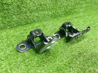 петля двери Kia Ceed 2 поколение [рестайлинг] 2017, 1.4 л., MPI, G4LC, бензин, МКПП, 1k-black pearl, хетчбэк 5 дв., передний привод, правый руль, 794203K000, 793202E000