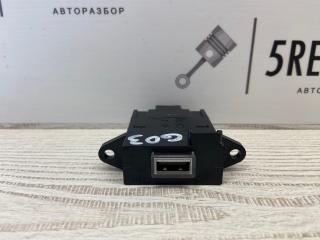 разъем AUX / USB Alfa Romeo Giulia 2 поколение 952 2018, 2.0 л., бензин, АКПП, седан, задний привод, 1561291680