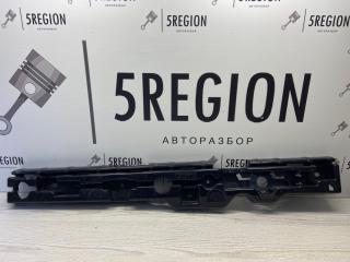 Кронштейн накладки на порог BMW 5 серия G30/G31 2019, 2.0 л., бензин, АКПП, седан, задний привод, правый руль, 7387345
