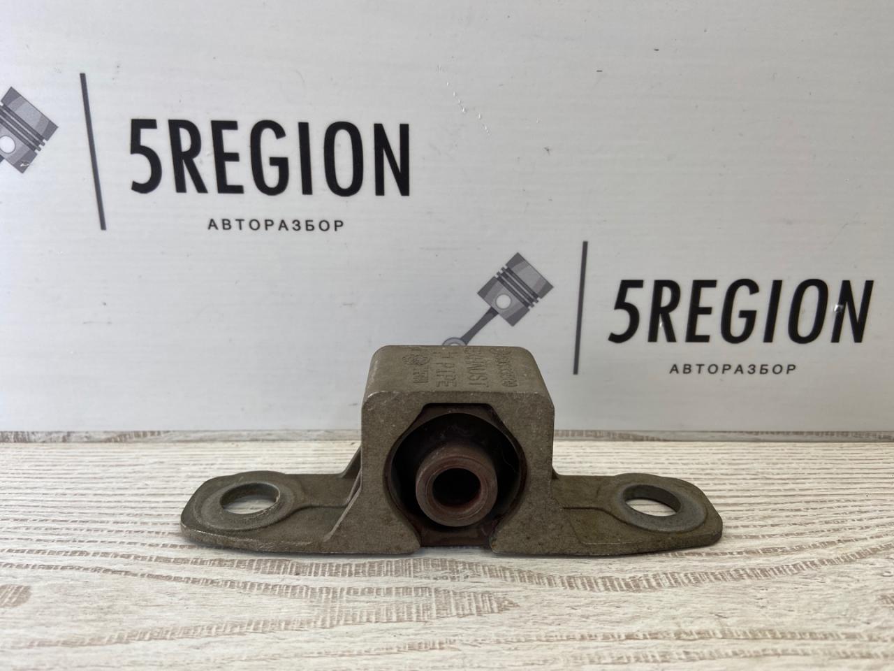 кронштейн глушителя Alfa Romeo Giulia 2 поколение 952 2017, 2.0 л., бензин, АКПП, седан, задний привод, 50533589 - фото №1