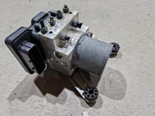 блок ABS BMW 5 серия F07/F10/F11 [рестайлинг] 2013, 2.0 л., бензин, АКПП, седан, передний привод, 6853400, 6853403, 6853403