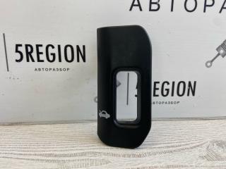 захватный крюк капота Alfa Romeo Giulia 2 поколение 952 2018, 2.0 л., бензин, АКПП, седан, задний привод