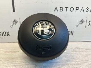 подушка безопасности водителя Alfa Romeo Stelvio 1 поколение 949 2018, 2.0 л., бензин, АКПП, полный привод, 156138298