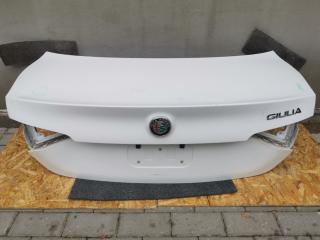крышка багажника (дверь 3-5) Alfa Romeo Giulia 2 поколение 952 2017, 2.0 л., бензин, АКПП, задний привод